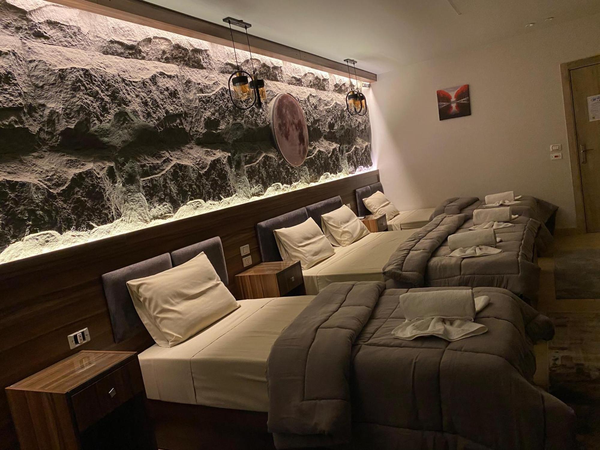 Holy Sheet Plus Cairo Ngoại thất bức ảnh