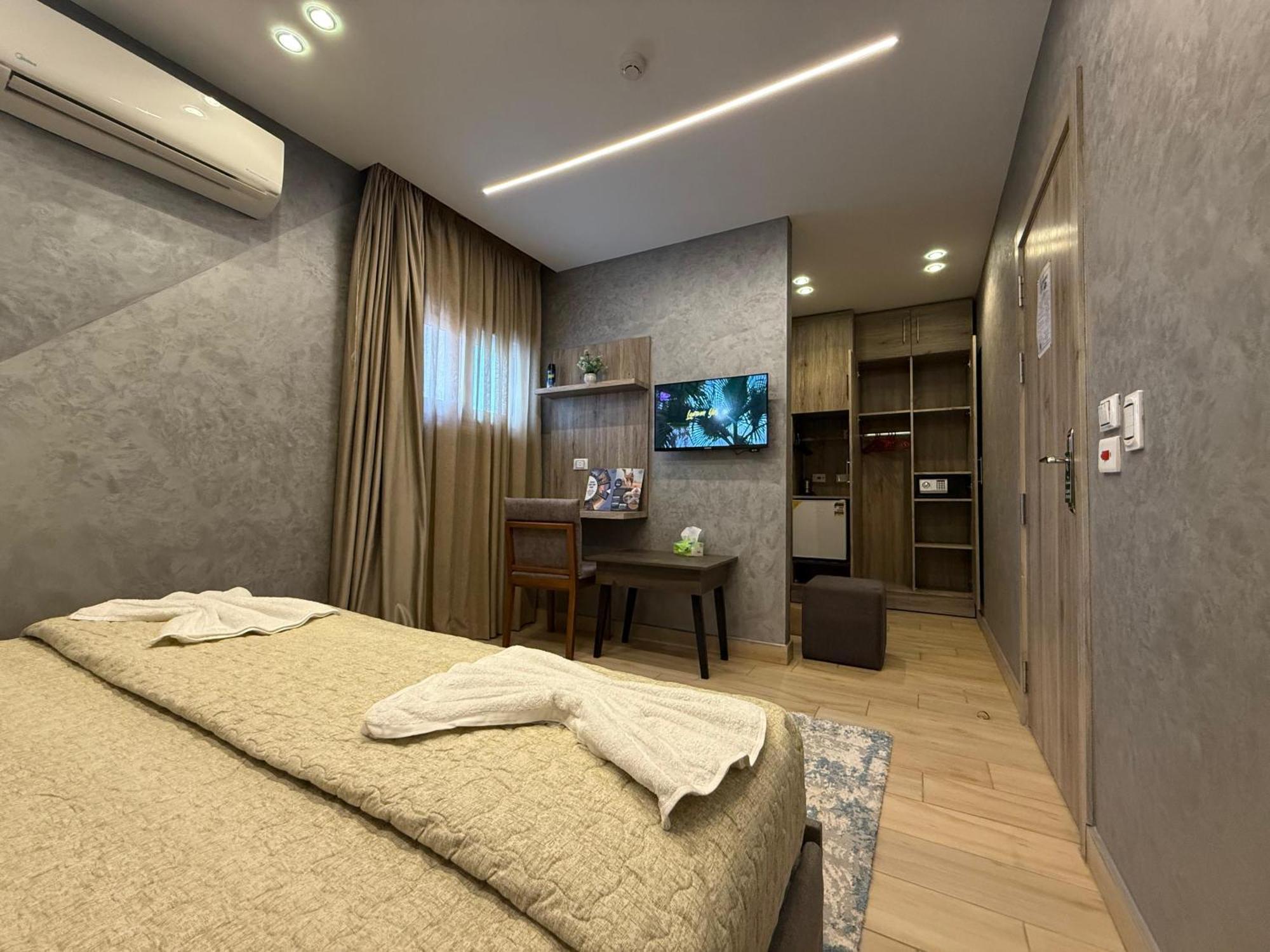 Holy Sheet Plus Cairo Ngoại thất bức ảnh